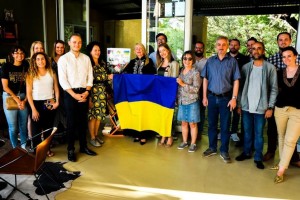 Українські книжкові полички під патронатом Олени Зеленської з&rsquo;явилися ще у двох країнах світу