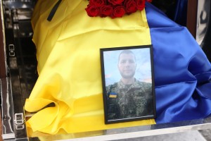 Близько двох років вважався зниклим безвісти: у Східницькій громаді прощаються зі захисником Богданом Ределем