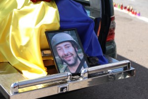 Добровольцем став на захист України: у Дрогобицькій громаді прощаються з Юрієм Забитком Добровольцем став на захист України: у Дрогобицькій громаді прощаються з Юрієм Забитком