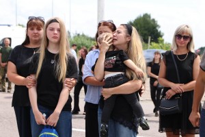 Дрогобиччина прощається із Захисником України Юрієм Цициком Дрогобиччина прощається із Захисником України Юрієм Цициком