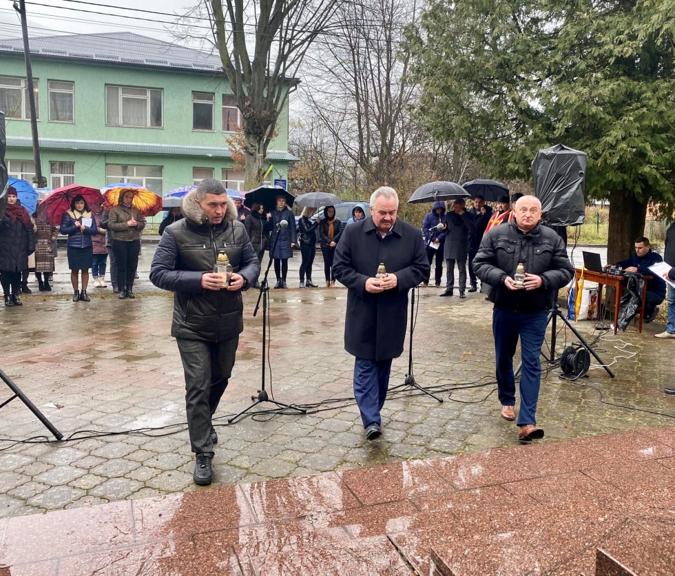Біля Колони Свободи у Дрогобичі відбувся захід з нагоди відзначення Дня Гідності та Свободи