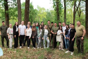 Студенти ДДПУ ім. Івана Франка висадили &laquo;Ліс перемоги&raquo;