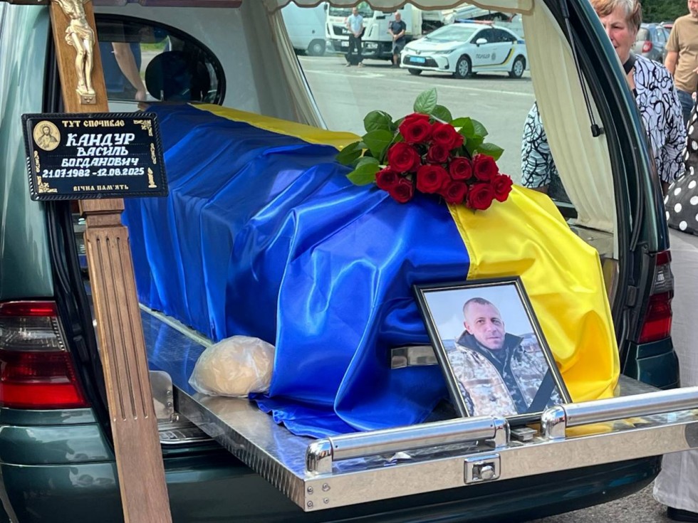 На щиті у Дрогобицьку громаду повернувся військовий Василь Кандур