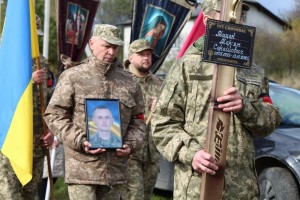 У Східницькій громаді попрощалися з героєм  Марʼяном Мицаком