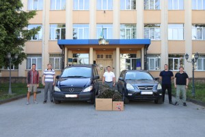 Дрогобицька РВА разом з партнерами передає для потреб фронту автомобілі, Starlink та маскувальні сітки