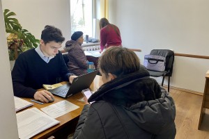 ГО &laquo;Право за захист&raquo; продовжують надавати фінансову допомогу для переселенців