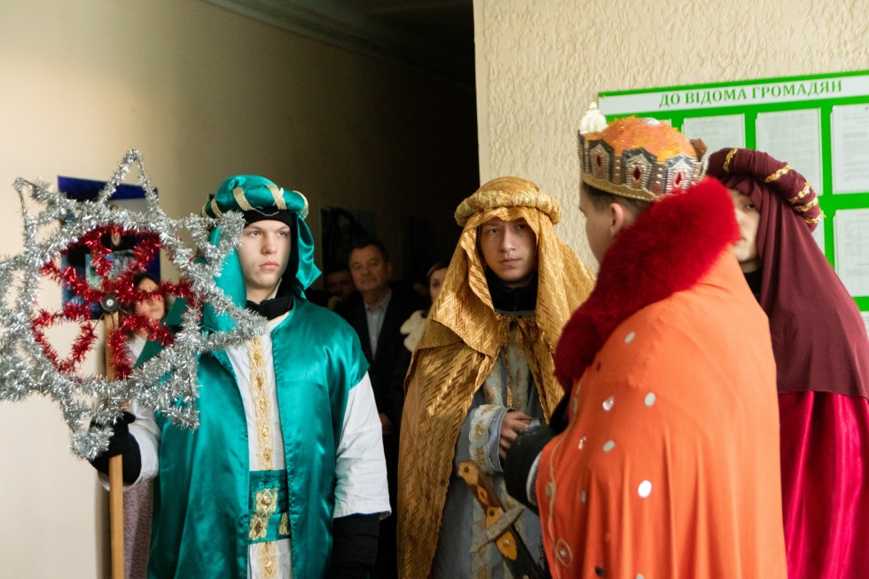 У Дрогобицьку РВА завітав Вертеп та колядники